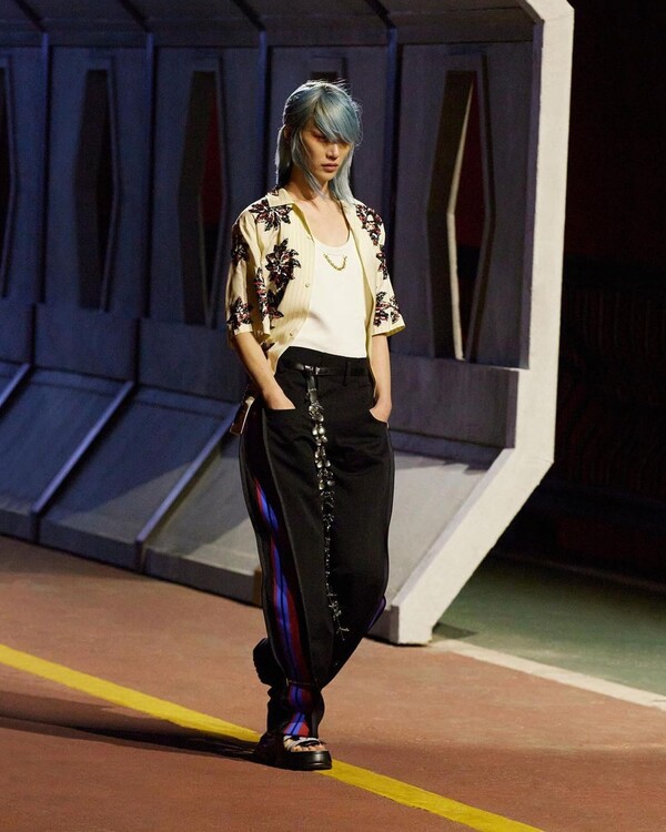 Louis Vuitton dazzles luxury-seeking Seoul with first Prefall show