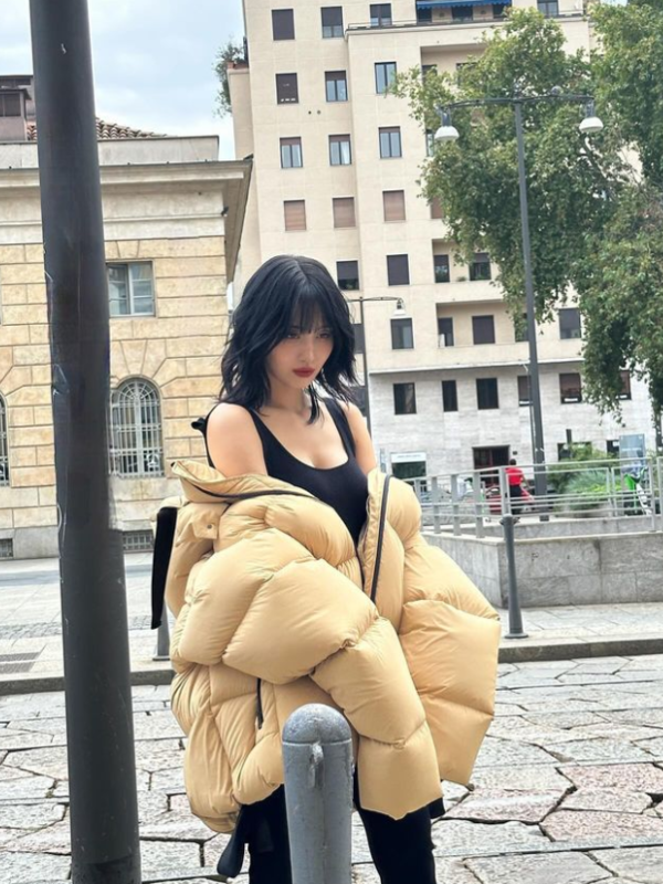 모모, 이런 아찔한 노출 처음이야...'숨 막히는 볼륨감' 공개